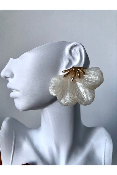 Gözde Tasarım Butik Women's Blue Color Mother of Pearl Imported Special Design Flower Earrings