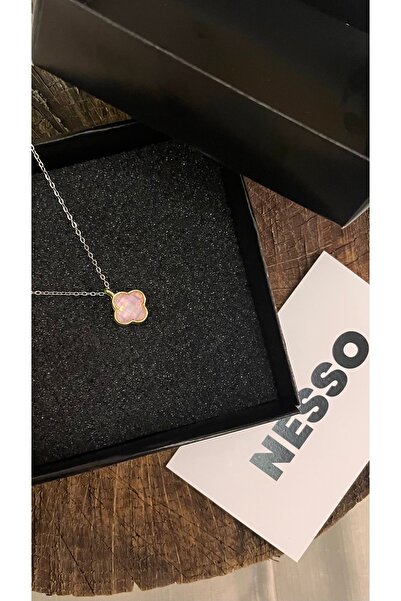 Nesso Woman Series Kristal Taşlı Yonca Kolye