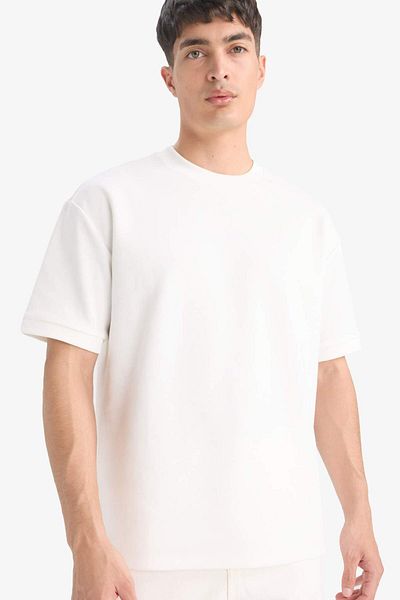 DeFacto Oversize Wide Fit Crew Neck Basic Plain Short Sleeve T-Shirt B6494Ax25Au