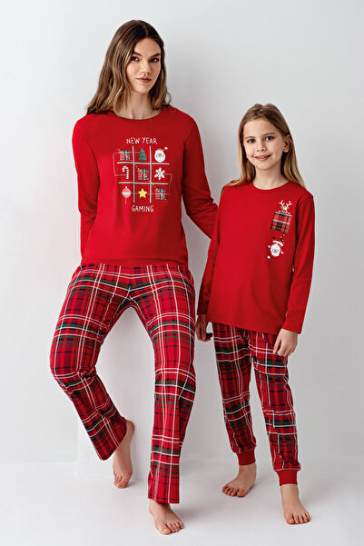 Arnetta Women's Red Pajama Set