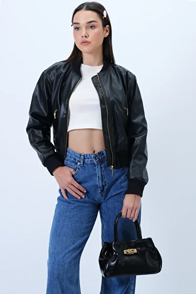 Trend Alaçatı Stili Women's Black Double Pocket Lined Faux Leather Bomber Jacket Alc-X14311