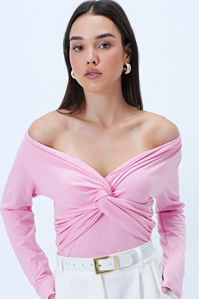 Trend Alaçatı Stili Dámská růžová pletená halenka s výstřihem do V a detailním výstřihem ALC-X14299