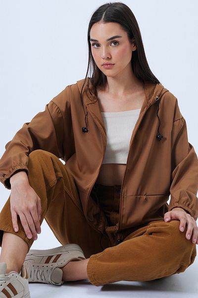 Trend Alaçatı Stili Women's Cinnamon Brown Hooded Seasonal Jacket with Hidden Pocket and Front Zipper Alc-X13415