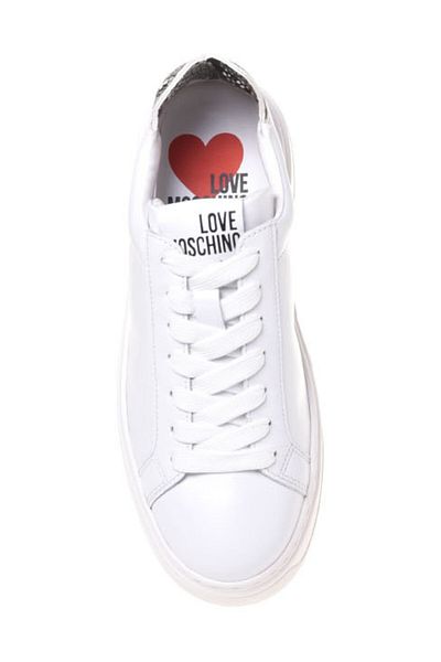 Love Moschino IUBIREA GREU