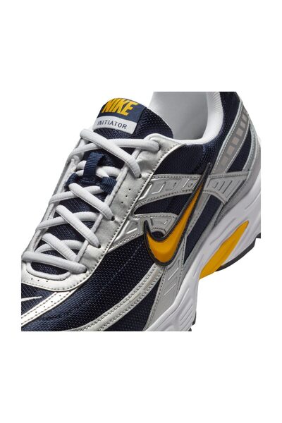Nike INITIÁTOR TRK3