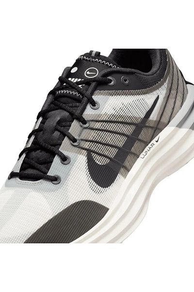 Nike Lunar Roam