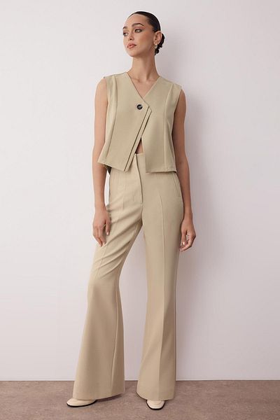 Trendyol Collection Vestă de croială obișnuită/norbală din țesătură cu închidere asimetrică cu un singur buton din nurcă TWOAW26YE00017