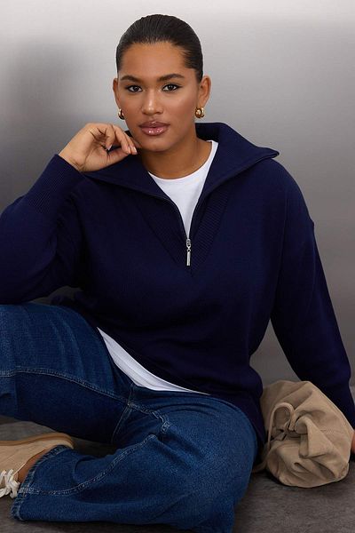 Trendyol Curve Navy Blue Turn-Down Collar Zippered Knitwear Sweater Tbbaw26An00015