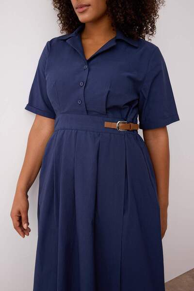 Trendyol Curve Μπλε πουκάμισο γιακά Midi υφαντό φόρεμα μεγάλου μεγέθους TBBSS25AH00237