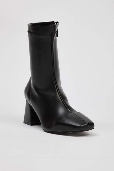 TRENDYOL SHOES Cizme negre cu fermoar elastic pentru femei cu toc bloc TAKAW26BO00002