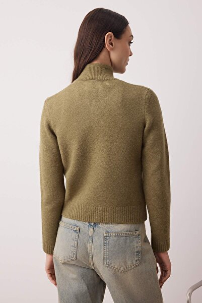 Trendyol Collection Green Zipper Wool Blend Stand Collar Soft Textured Knitwear Cardigan Twoaw26Hi00027