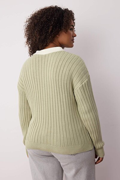 Trendyol Curve Mátový kardigan s knoflíky a detailem žebrovaného límce TBBAW23AV00084