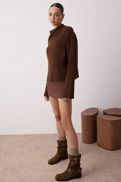 Trendyol Collection Brown 2-Piece Soft Textured Wide Fit Knitwear Sweater-Poncho Set Twoaw26Kz00012
