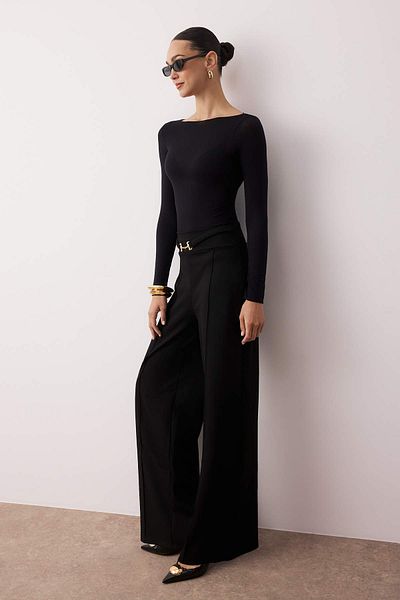Trendyol Collection Black Buckle Detailed Wideleg/Wide Leg Knitted Trousers Twoaw26Pl00022
