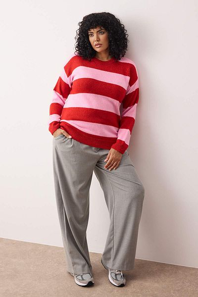 Trendyol Curve Red Pink Striped Crew Neck Knitwear Sweater Tbbaw26An00005