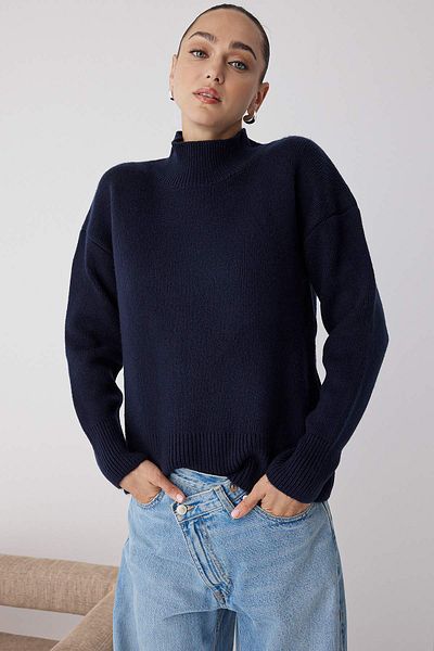 Trendyol Collection Πλεκτό πουλόβερ με μαλακή υφή με μπλε μαλλί TWOAW26KZ00063