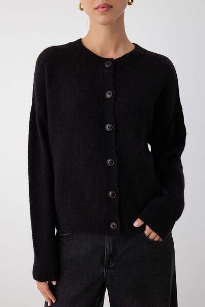 Trendyol Collection Wardrobe Essentials Black Alpaca Wool Blended Wide Fit Knitwear Cardigan |   Twoaw26Hi000890