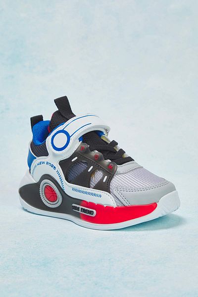 TRENDYOL SHOES Pantofi sport pentru băieți, cu bandă cu velcro și șireturi, blocuri de culoare gri 
 TAKAW26SN00009