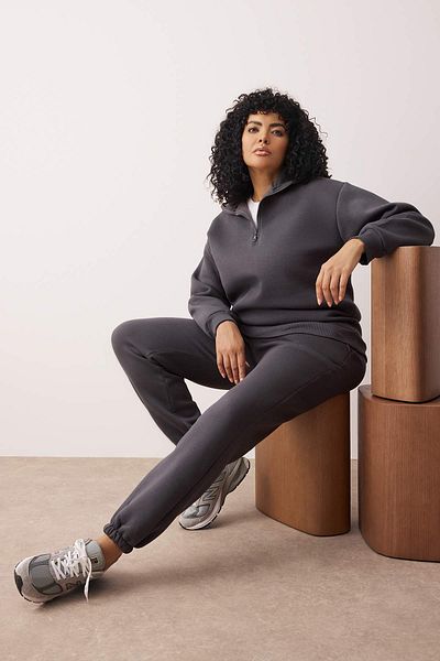Trendyol Curve Set de trening tricotat antracit cu fleece gros în interior și fermoar