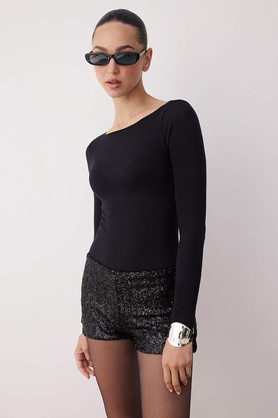 Trendyol Collection Черни мини плетени шорти и бермуди с пайети TPRAW26SR00000