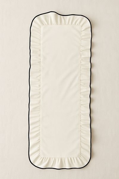 Mirilliahome Runner de in cu volane |   Runner cu volane naturale - Design elegant pentru decorarea veselii