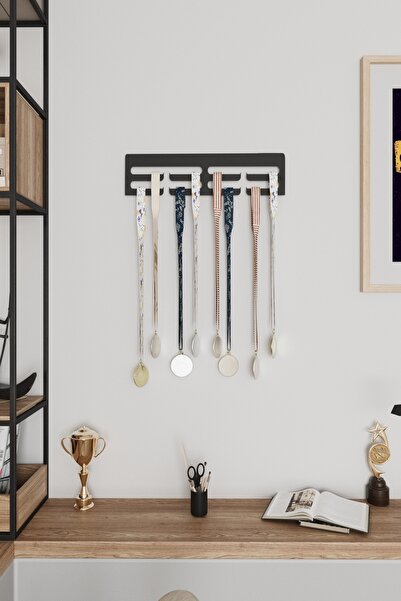 Grandmix Madalya Askılığı Hediyelik Sade Tasarımlı Metal Madalya Askısı Siyah Ve Beyaz 10x30 Cm