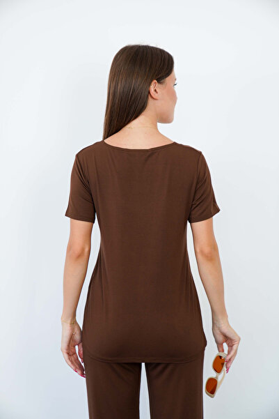 penyebizden Μπλουζάκι με λαιμόκοψη από βισκόζη-Καφέ