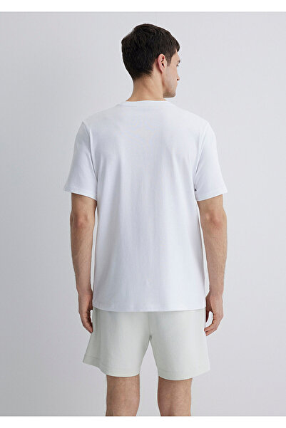 Mavi Μαύρο εμπριμέ λευκό T-shirt Regular Fit / Normal Cut 0612647-620