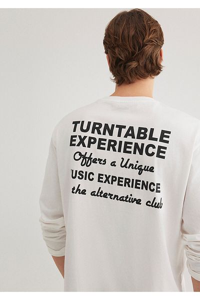 Mavi Tricou alb cu imprimeu pe spate, cu o formă lejeră/cu o formă relaxată 0612410 -70057