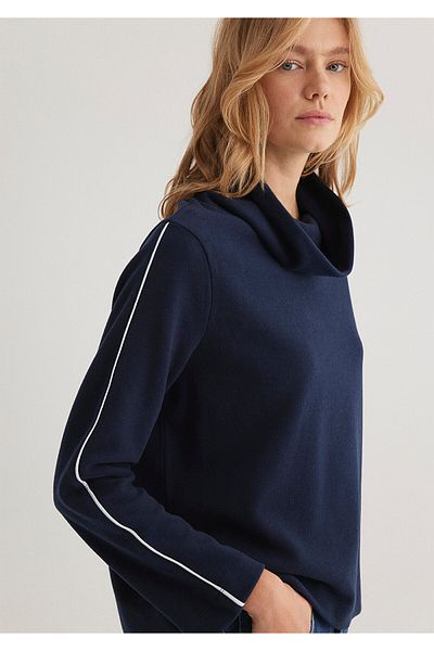 Mavi Tricou albastru bleumarin cu mânecă înfășurată, cu o formă lejeră / cu o formă lejeră 1612930 -82318
