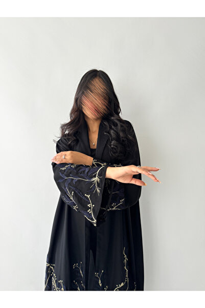 outline Black abaya embroidered with blackberry fabric