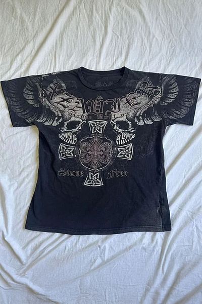 Köstebek Unisex Smoked Gothic Cyber Grunge T-shirt - Stone Free Winged Skull Design