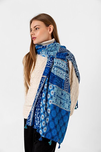 Axesoire 15081 Μπλε σάλι με φούντες με έθνικ σχέδιο