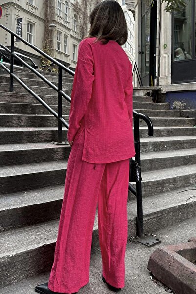 NEW LAVİVA Kadın Fuşya Düğmeli Yuvarlak Yaka Bluz & Beli Lastikli Geniş Paça Pantolon - Salaş Maya Takım