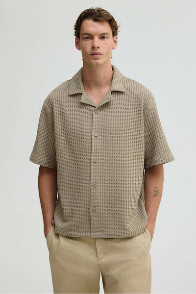 H&M Loose Fit Waffled Resort Shirt