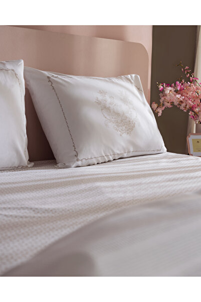 Madame Coco Mathilda Tek Kişilik %100 Pamuk Karde Düz Pike Takımı - Beyaz