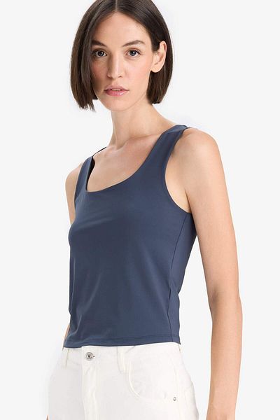 DeFacto Slim Fit Slim Fit Basic Μονόχρωμο Μονόχρωμο Μονόχρωμο Γιακά Μονόχρωμο C2622AX25AU