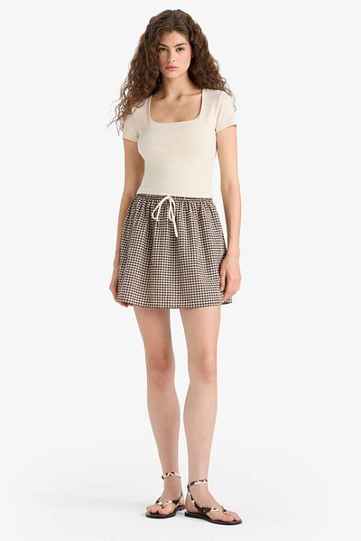 DeFacto Fitted U Neck Basic Plain Short Sleeve T-Shirt C6102Ax25Sm