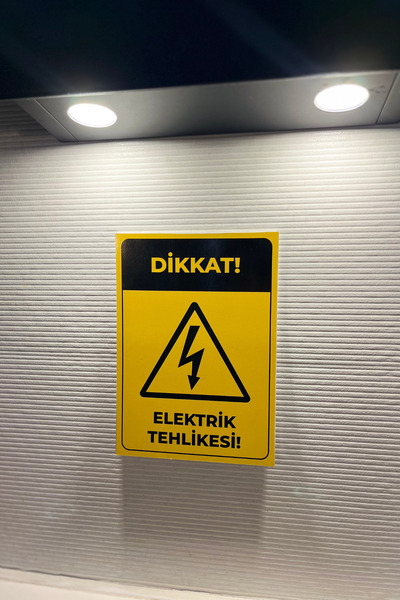 Pamukçu Ambalaj Attention Electrical Danger Warning Sign (21X29 cm - 3.5 mm Thick Decota - Uv Printing)