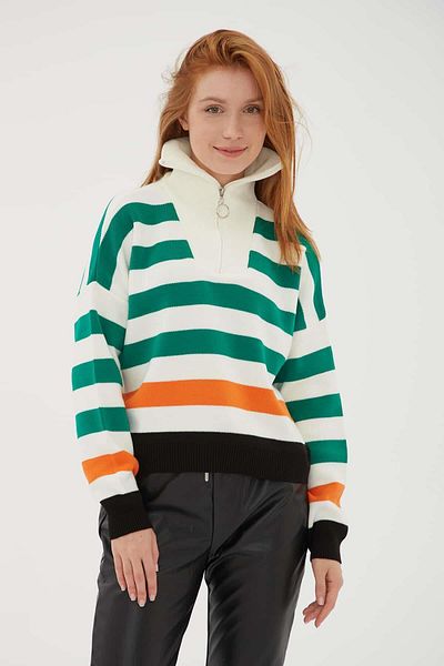 Fashion Friends 23K0508K1 Women's Collar Zippered Crop Sweater