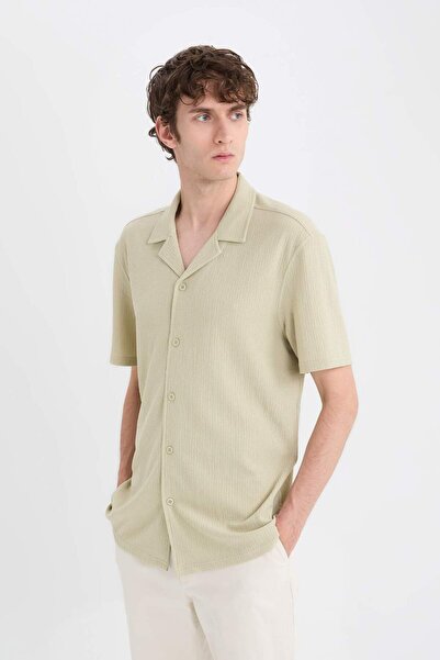 DeFacto Modern Fit Polo Yaka Dokulu Penye Kısa Kollu Gömlek C4125AX25SM