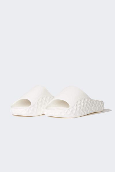 DeFacto Γυναικεία επίπεδη σόλα με μονό λουράκι Eva Slippers E3344AX25SM
