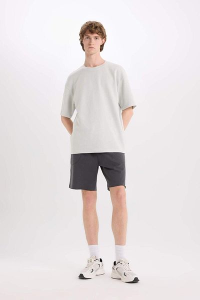 DeFacto 100% Cotton Slim Fit Slim Fit Skinny Leg Pocket Basic Straight Shorts B8673Ax25Sm