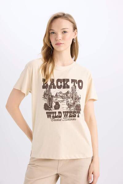 DeFacto Bedrucktes Kurzarm-T-Shirt mit normaler Passform und Rundhalsausschnitt D9607AX25SM