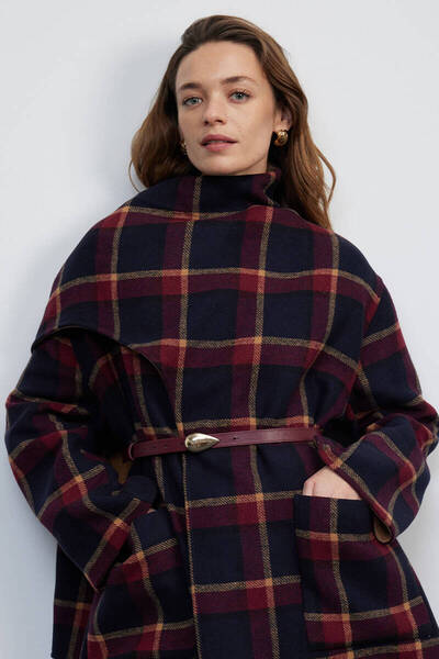 BE BLUE Claret Red Gold Drop Buckle Leather Belt