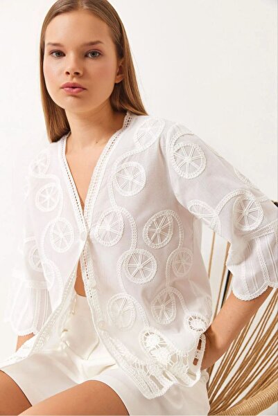 SOFT Pamuklu İnce El İşlemeli Nakışlı Geniş Kesim gömlek