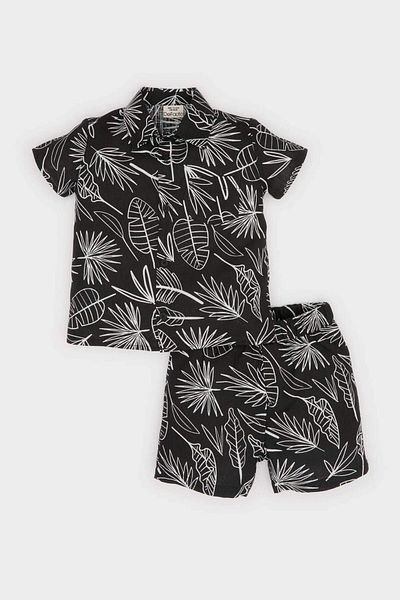 DeFacto 2-teiliges Set für Babys, Jungen, gemustertes Flamingo-Popeline-Kurzarmhemd mit elastischen Shorts E8173A525SM