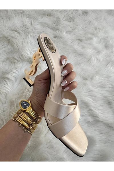 MODA أحذية ذات كعب معدني