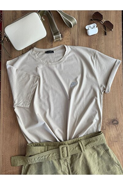 FM Style Kadın Bej Renk Nakışlı Slim Fit Tişört
