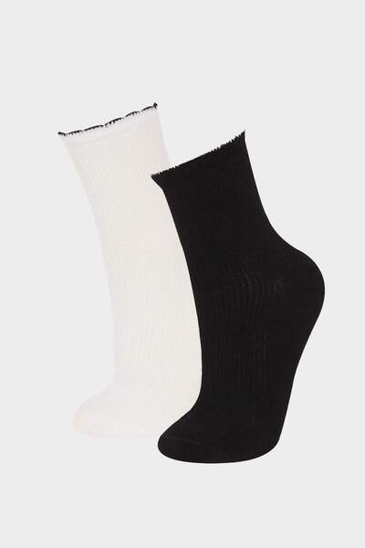 DeFacto Nahtlose, gerüschte, ultraweiche 2-teilige Bambus-Premium-Sockelsocken für Damen E8615AXNS